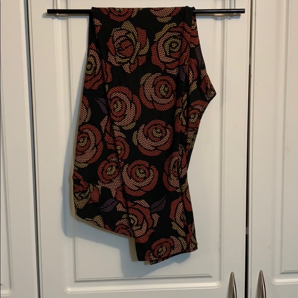Gently used lularoe leggings